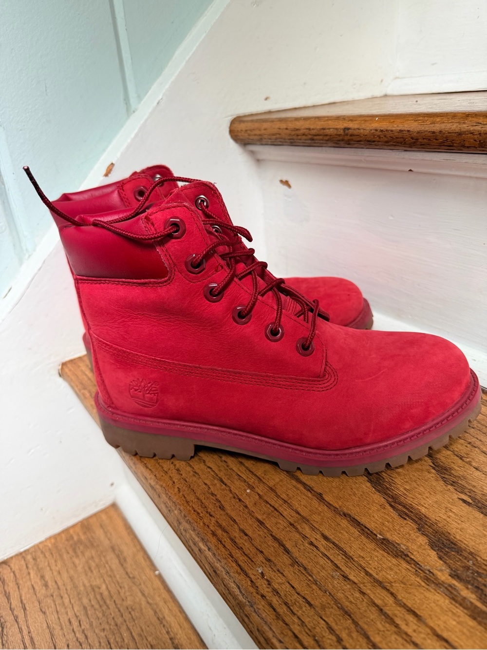 Timberland Red Nubuck Women's Lace-Up Winter Boots size 6